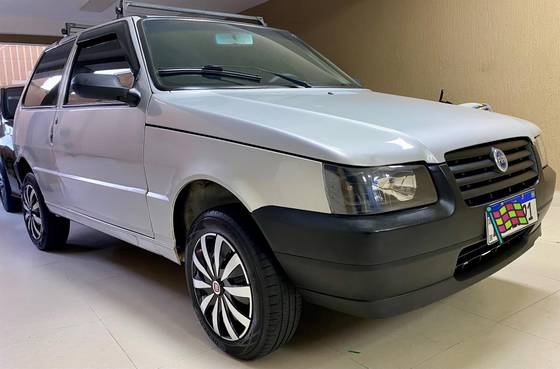 FIAT UNO 1.0 MPI MILLE FIRE 8V FLEX 2P MANUAL
